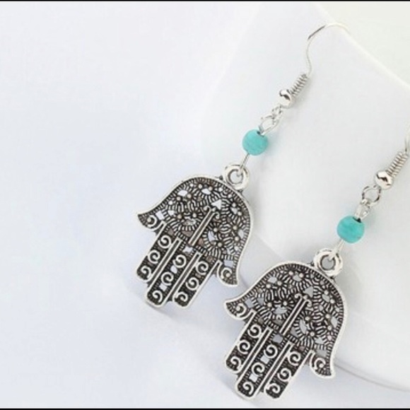 HAMSA EARRINGS - Picture 3 of 4